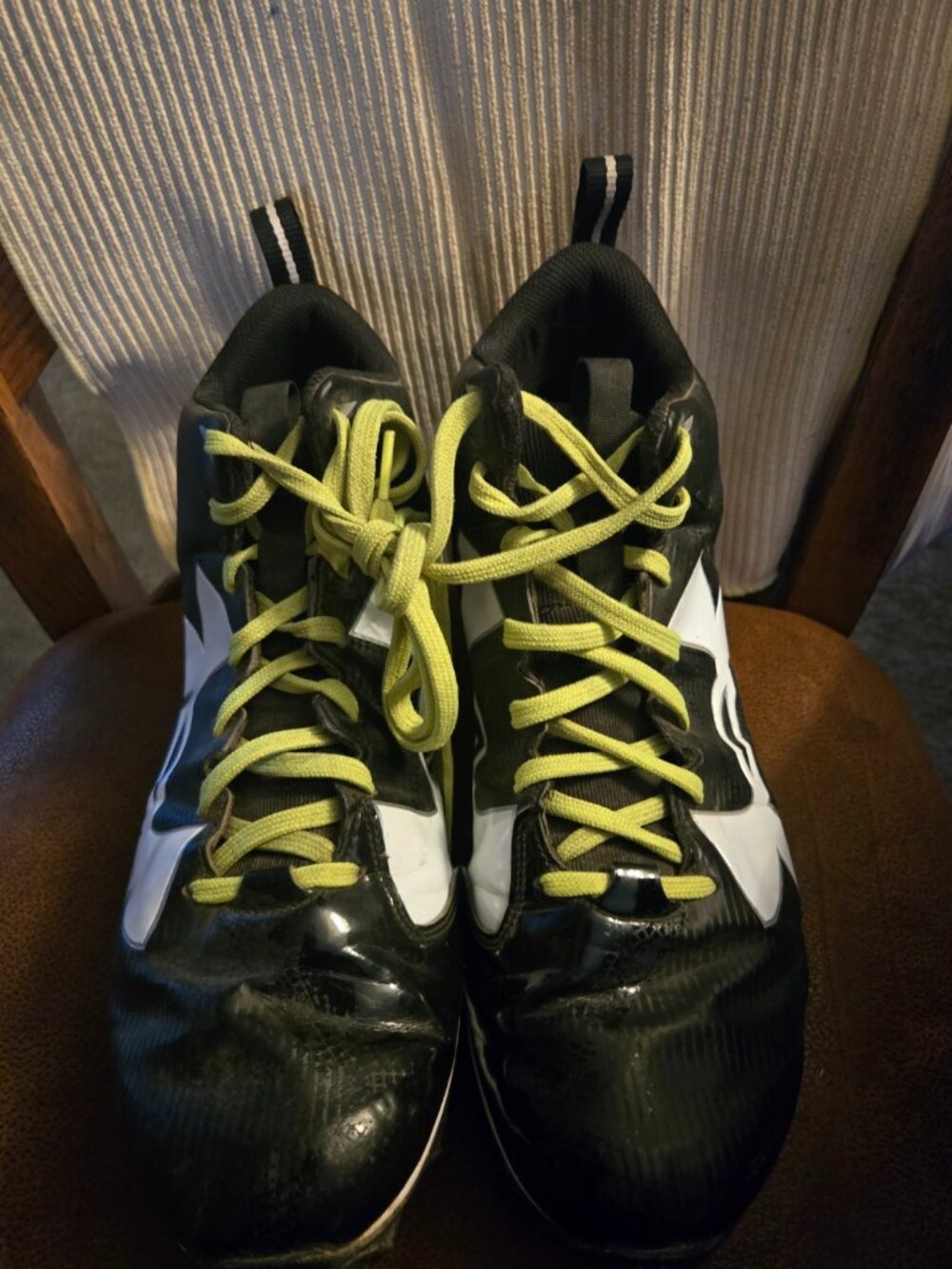 Boys/Men's Under Armour Football Cleats